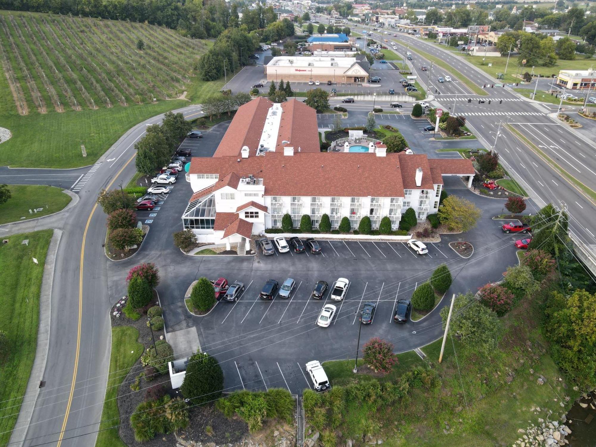 The Inn At Apple Valley, Ascend Hotel Collection Pigeon Forge Exterior photo