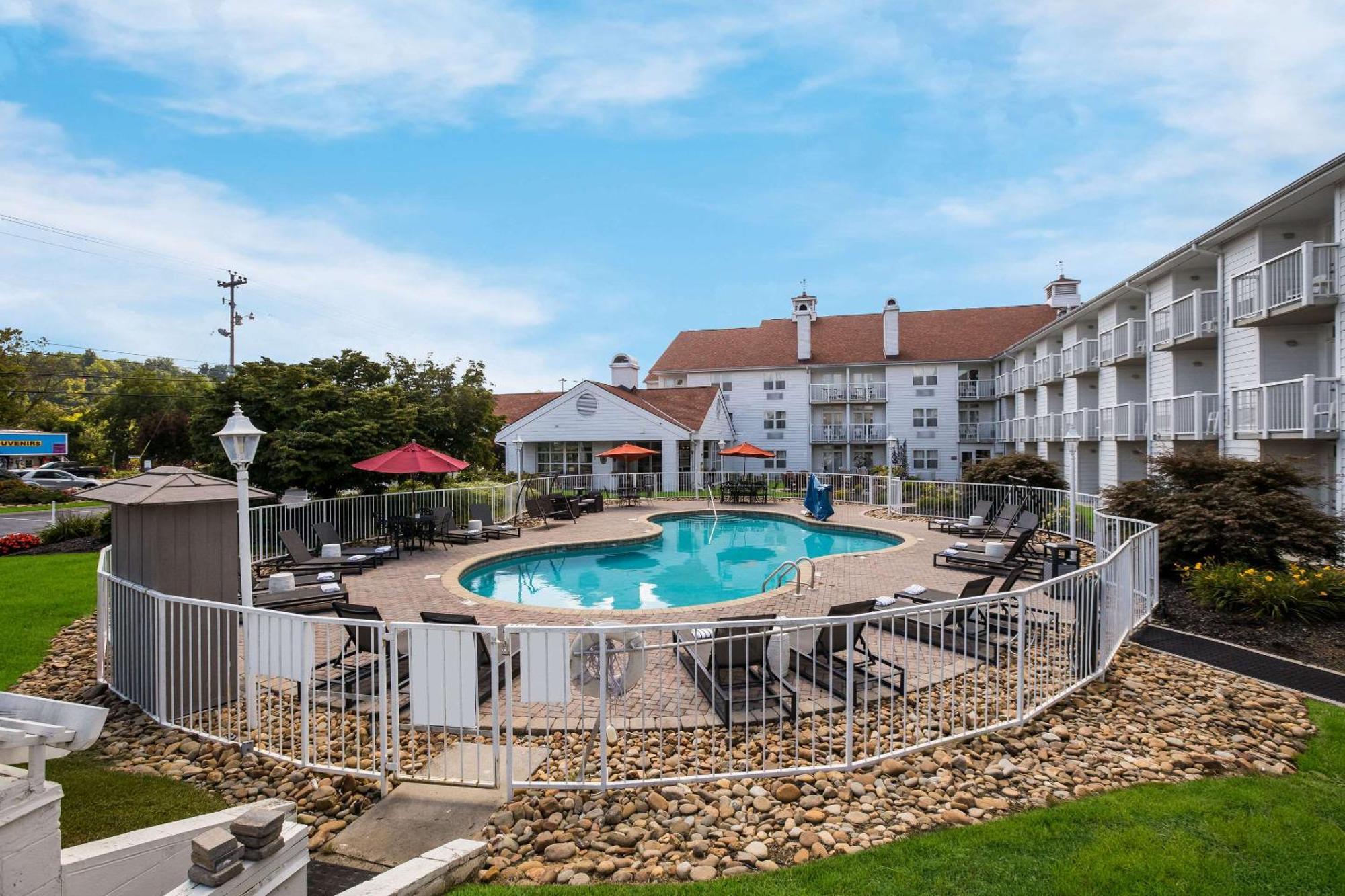 The Inn At Apple Valley, Ascend Hotel Collection Pigeon Forge Exterior photo